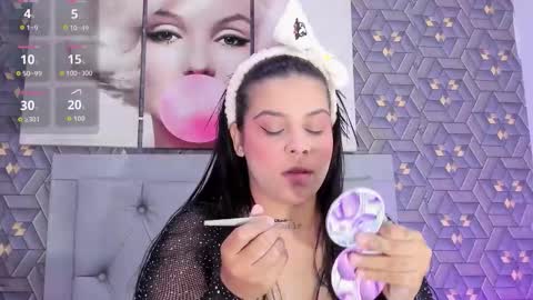 Emily online show from 11/20/25, 03:18