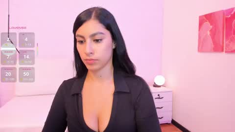 Snapshot of emily_roux chatting on 09/10/25, 01:27 EMILY online show from 09/10/25, 01:27