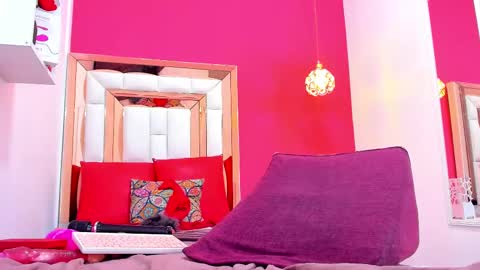 Emily online show from 02/28/25, 02:20