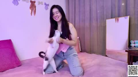 Emily online show from 04/28/26, 11:10