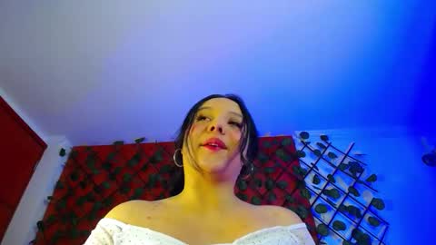 Snapshot of emily_trujillo chatting on 11/20/25, 05:56 Emily Trujillo online show from 11/20/25, 05:56