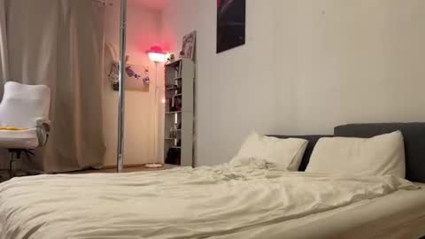 Lia online show from 03/19/26, 04:00