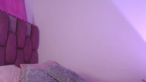 Snapshot of emily_w2 chatting on 05/05/26, 03:36 emily_w2 online show from 05/05/26, 03:36
