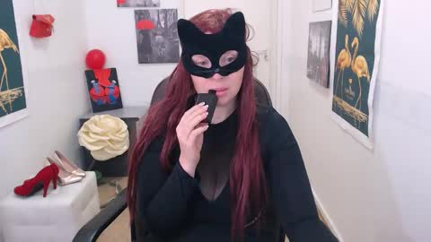 Snapshot of emily_york18 chatting on 02/10/25, 12:18 Emily online show from 02/10/25, 12:18