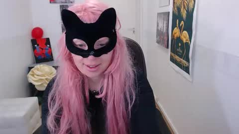 Snapshot of emily_york18 chatting on 02/15/25, 06:33 Emily online show from 02/15/25, 06:33