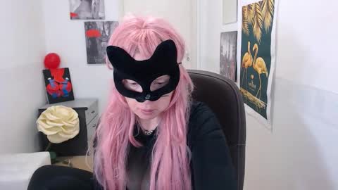 Snapshot of emily_york18 chatting on 02/22/25, 05:57 Emily online show from 02/22/25, 05:57