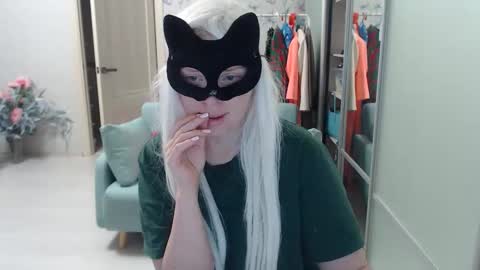 Snapshot of emily_york18 chatting on 02/06/26, 05:16 Emily online show from 02/06/26, 05:16