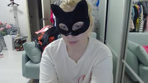 Emily online show from 03/22/26, 04:21