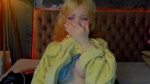 Baby Emelli online show from 02/04/26, 06:30