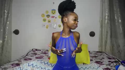 Snapshot of emilybecky chatting on 12/18/25, 02:56 emilybecky online show from 12/18/25, 02:56