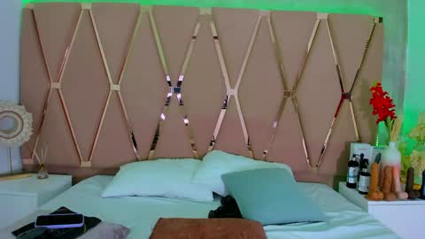 Emily online show from 04/17/26, 12:57