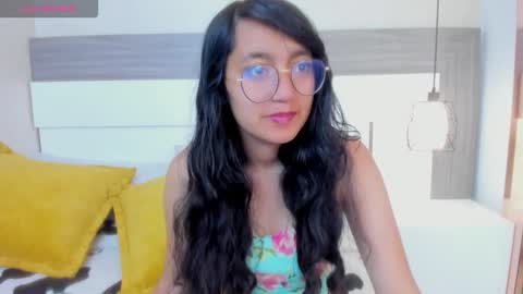 Snapshot of emilyblussh chatting on 02/21/26, 01:12 Emily Bluush online show from 02/21/26, 01:12