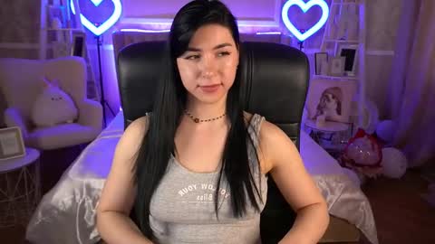 Emy online show from 03/04/25, 10:57