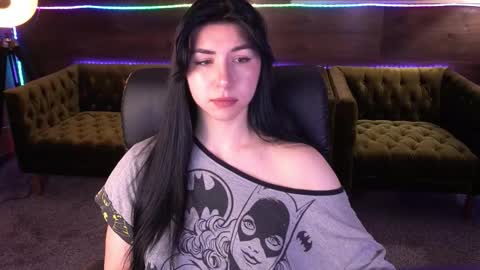 Emy online show from 09/25/25, 05:33