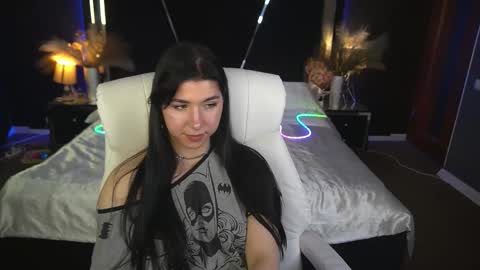 Emy online show from 11/11/25, 12:49