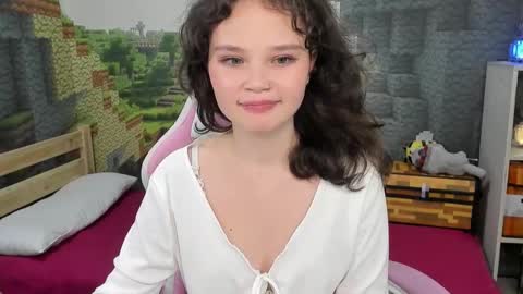 Snapshot of emilychaves chatting on 09/10/25, 05:51 Emilyhaves online show from 09/10/25, 05:51