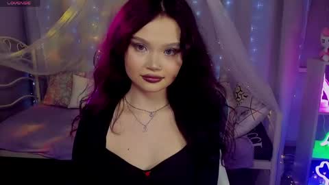 Emilyhaves online show from 05/03/26, 12:55