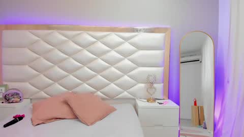 Sweet Emily online show from 03/20/26, 09:52