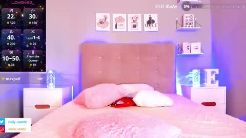 Snapshot of emilycoast chatting on 10/23/25, 10:08 Emi Fit online show from 10/23/25, 10:08