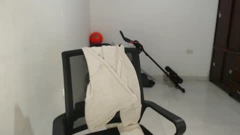 emily online show from 03/11/25, 07:14