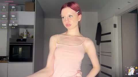 Snapshot of emilycutegirl chatting on 08/02/26, 08:18 Emily online show from 08/02/26, 08:18
