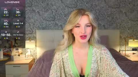 emilydancee online show from 04/08/26, 04:23