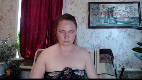 EmilyDoth online show from 05/09/26, 06:29
