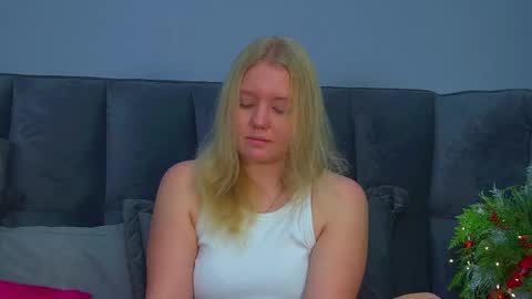 Emily online show from 12/05/25, 06:33