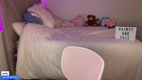 emilyfawn online show from 09/17/25, 03:30