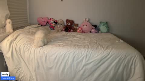 emilyfawn online show from 10/16/25, 03:29