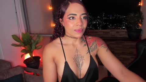 Snapshot of emilyfitness8 chatting on 12/29/24, 03:44 emily online show from 12/29/24, 03:44