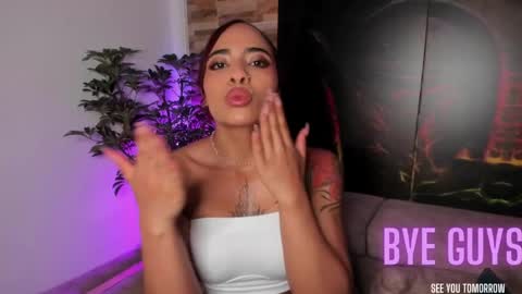 emily online show from 04/28/26, 02:27