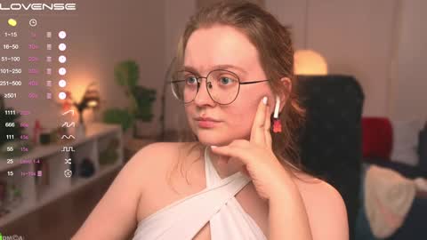 Emily  online show from 01/11/25, 03:31