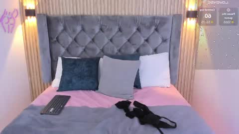 Snapshot of emilygracce chatting on 07/01/26, 12:18 emilygracce online show from 07/01/26, 12:18
