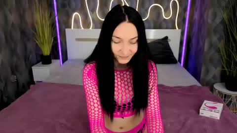Snapshot of emilygreyy__ chatting on 04/11/26, 06:34 emilygreyy__ online show from 04/11/26, 06:34