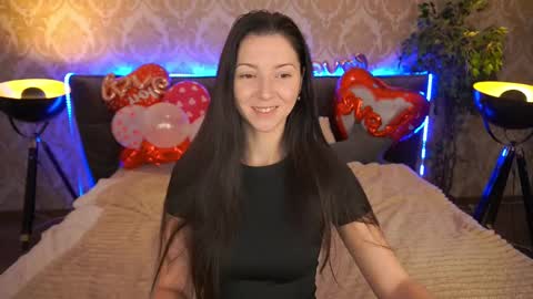 Snapshot of emilyhalls chatting on 02/15/25, 07:06 Emily online show from 02/15/25, 07:06