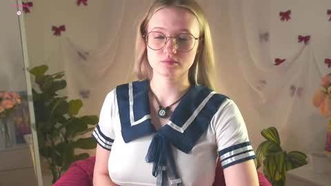 Emi online show from 04/01/26, 01:17