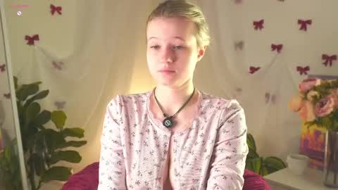 Emi online show from 04/05/26, 01:25