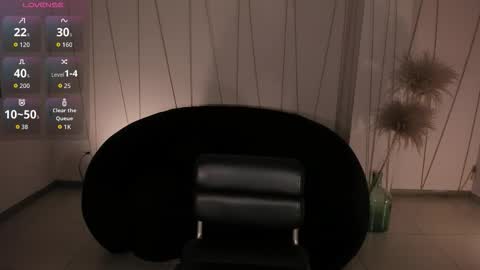 Emily online show from 11/22/25, 01:26