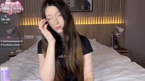 Emily online show from 10/09/25, 08:40