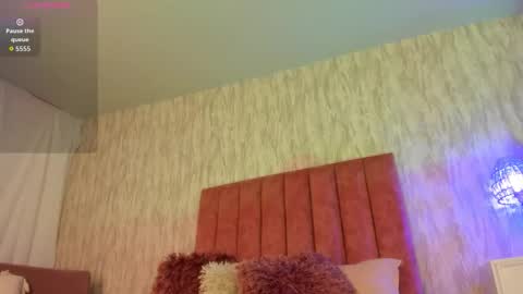 Snapshot of emilyparker__ chatting on 09/16/25, 07:04 My IG - EmilyParker online show from 09/16/25, 07:04