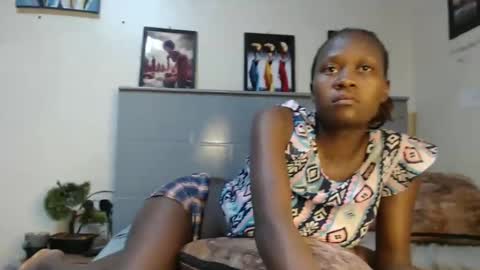 Emilly online show from 02/23/25, 09:16