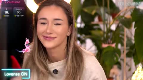 Emily online show from 12/17/25, 10:32