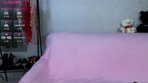 Emily Robbie online show from 02/23/25, 04:46