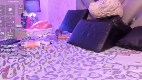         online show from 11/08/25, 04:56