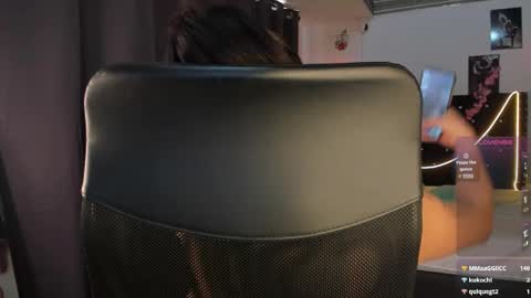 Snapshot of emilyrousex chatting on 02/21/25, 05:09 emilyrousex online show from 02/21/25, 05:09