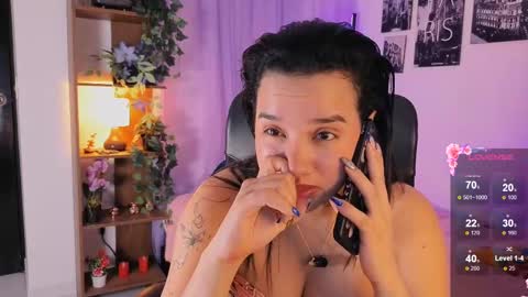 Snapshot of emilyrousex chatting on 09/29/25, 04:56 emilyrousex online show from 09/29/25, 04:56