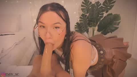 Emy  online show from 02/09/25, 04:07