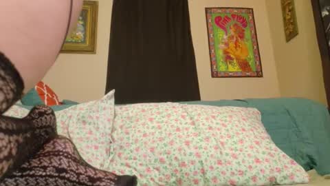 Snapshot of emilyshaze chatting on 02/10/26, 05:17 emily haze online show from 02/10/26, 05:17