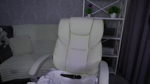  MY NAME IS Emily WELCOME EVERYONE I WILL BE HAPPY TO GIVE YOU WHAT YOU HAVE DREAMED OF FOR SO LONG online show from 02/25/26, 07:51